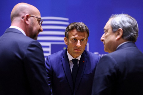 EU thống nhất cấm nhập khẩu phần lớn dầu từ Nga - Ảnh 1. EU thống nhất cấm nhập khẩu phần lớn dầu từ Nga - Ảnh 1.
