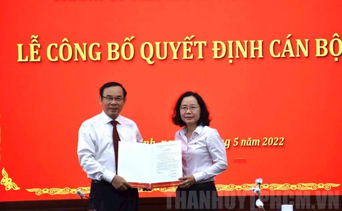 Phó chánh Văn phòng Thành ủy TP.HCM làm bí thư Quận ủy quận 4 - Ảnh 1. Phó chánh Văn phòng Thành ủy TP.HCM làm bí thư Quận ủy quận 4 - Ảnh 1.