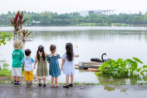 Trẻ em vui Quốc tế thiếu nhi ở đô thị triệu cây xanh - Ảnh 3. Trẻ em vui Quốc tế thiếu nhi ở đô thị triệu cây xanh - Ảnh 3.