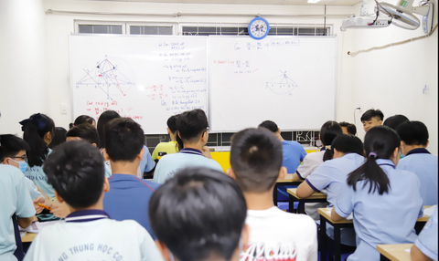 Mùa xin điểm - Ảnh 1. Mùa xin điểm - Ảnh 1.