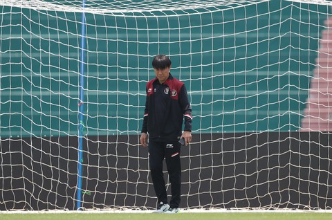 U23 Indonesia xem kỹ mặt sân Việt Trì trước khi đấu với U23 Việt Nam - Ảnh 3.
