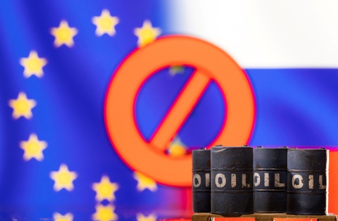 EU điều chỉnh đề xuất cấm vận dầu Nga - Ảnh 1. EU điều chỉnh đề xuất cấm vận dầu Nga - Ảnh 1.