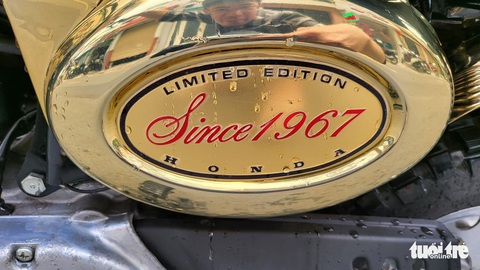 Honda Monkey mạ vàng hàng hiếm giá khoảng 200 triệu đồng tại Việt Nam - Ảnh 8. Honda Monkey mạ vàng hàng hiếm giá khoảng 200 triệu đồng tại Việt Nam - Ảnh 8.