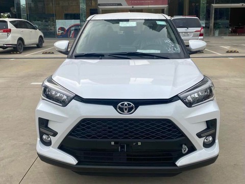 Dân buôn găm Toyota Raize bán gần 600 triệu đồng ngang Kia Seltos, vẫn cháy hàng - Ảnh 3. Dân buôn găm Toyota Raize bán gần 600 triệu đồng ngang Kia Seltos, vẫn cháy hàng - Ảnh 3.