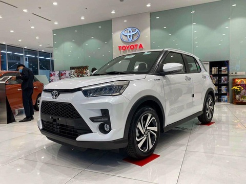 Dân buôn găm Toyota Raize bán gần 600 triệu đồng ngang Kia Seltos, vẫn cháy hàng - Ảnh 6. Dân buôn găm Toyota Raize bán gần 600 triệu đồng ngang Kia Seltos, vẫn cháy hàng - Ảnh 6.