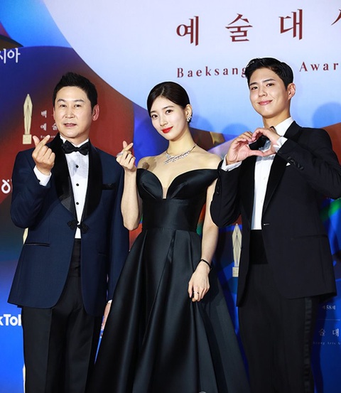 Lee Jun Ho, Kim Tae Ri - hai diễn viên Hàn Quốc đoạt giải Baeksang 2022 - Ảnh 4. Lee Jun Ho, Kim Tae Ri - hai diễn viên Hàn Quốc đoạt giải Baeksang 2022 - Ảnh 4.