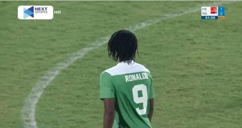 Ronaldo chưa sẵn sàng để đá ở... cấp độ SEA Games - Ảnh 1. Ronaldo chưa sẵn sàng để đá ở... cấp độ SEA Games - Ảnh 1.