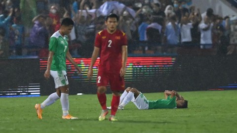 Các chuyên gia Indonesia chỉ ra 3 sai lầm khiến U23 Indonesia thảm bại trước Việt Nam - Ảnh 1. Các chuyên gia Indonesia chỉ ra 3 sai lầm khiến U23 Indonesia thảm bại trước Việt Nam - Ảnh 1.