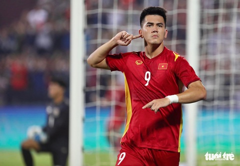 Tiền đạo Tiến Linh: Chúng tôi đã tận dụng được điểm yếu của U23 Indonesia - Ảnh 2. Tiền đạo Tiến Linh: Chúng tôi đã tận dụng được điểm yếu của U23 Indonesia - Ảnh 2.