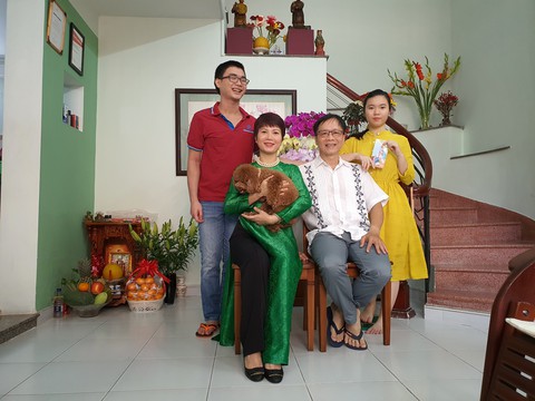 Người mẹ mắc bệnh ung thư là động lực cho con trai khiếm thị - Ảnh 2. Người mẹ mắc bệnh ung thư là động lực cho con trai khiếm thị - Ảnh 2.