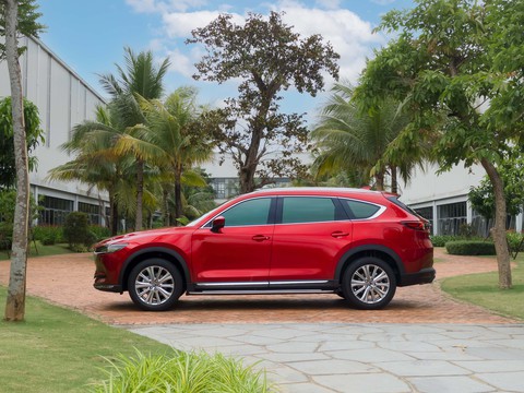 Mazda CX-8 2022 ra mắt Việt Nam, giá từ 1,079 tỉ đồng, thêm trang bị đấu Hyundai Santa Fe - Ảnh 6. Mazda CX-8 2022 ra mắt Việt Nam, giá từ 1,079 tỉ đồng, thêm trang bị đấu Hyundai Santa Fe - Ảnh 6.