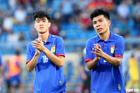 HLV U23 Lào: Đẳng cấp như Man City còn sẩy chân - Ảnh 1. HLV U23 Lào: Đẳng cấp như Man City còn sẩy chân - Ảnh 1.