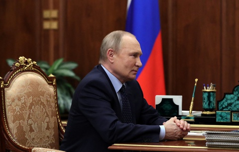 Ông Putin hứa Nga sẽ giành chiến thắng, giống như năm 1945 - Ảnh 1. Ông Putin hứa Nga sẽ giành chiến thắng, giống như năm 1945 - Ảnh 1.