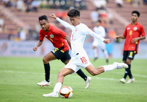 U23 Myanmar thắng kịch tính Timor Leste nhờ bàn thắng phút bù giờ - Ảnh 2. U23 Myanmar thắng kịch tính Timor Leste nhờ bàn thắng phút bù giờ - Ảnh 2.