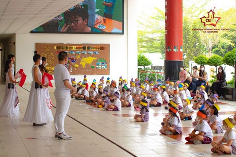 Ngôi trường trong mơ để học sinh thích đến trường - Ảnh 1. Ngôi trường trong mơ để học sinh thích đến trường - Ảnh 1.