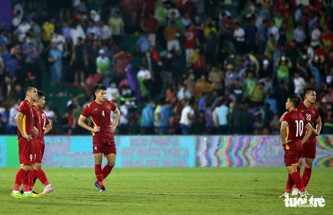 Hòa U23 Việt Nam, U23 Philippines ăn mừng như thể vô địch SEA Games - Ảnh 4. Hòa U23 Việt Nam, U23 Philippines ăn mừng như thể vô địch SEA Games - Ảnh 4.
