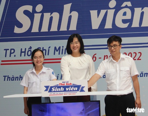 Hơn 800 sinh viên TP.HCM tranh tài Thủ lĩnh trí lực song hành - Ảnh 3. Hơn 800 sinh viên TP.HCM tranh tài Thủ lĩnh trí lực song hành - Ảnh 3.