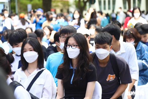 Thí sinh chọn bài thi khoa học xã hội áp đảo - Ảnh 8. Thí sinh chọn bài thi khoa học xã hội áp đảo - Ảnh 8.