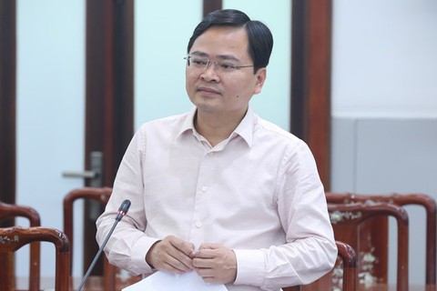 Không để giàu lại giàu thêm do làm ăn phi pháp - Ảnh 2. Không để giàu lại giàu thêm do làm ăn phi pháp - Ảnh 2.