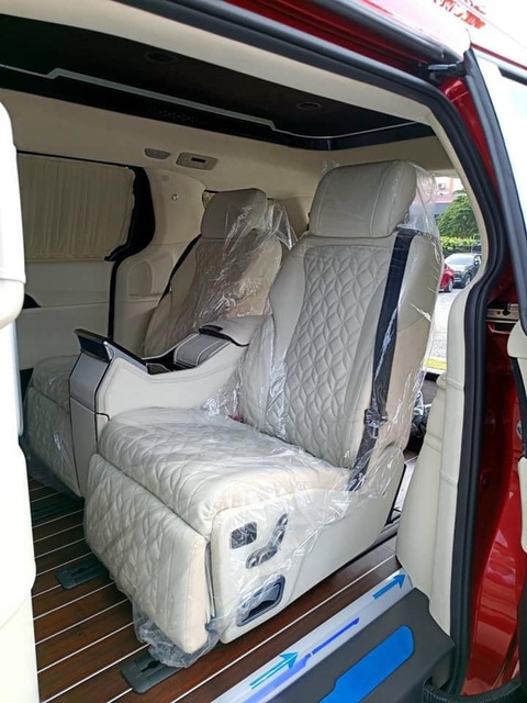 Khách hàng phải cọc 300 triệu nếu muốn mua Kia Carnival Royal tại Việt Nam - Ảnh 5. Khách hàng phải cọc 300 triệu nếu muốn mua Kia Carnival Royal tại Việt Nam - Ảnh 5.
