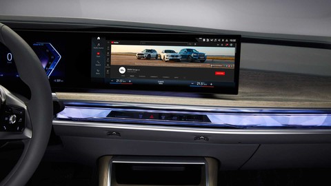 Sếp BMW: Cuộc đua màn hình ôtô to sắp kết thúc, sẽ chuộng màn hình thoắt ẩn thoắt hiện - Ảnh 1. Sếp BMW: Cuộc đua màn hình ôtô to sắp kết thúc, sẽ chuộng màn hình thoắt ẩn thoắt hiện - Ảnh 1.