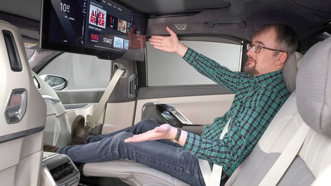 Sếp BMW: Cuộc đua màn hình ôtô to sắp kết thúc, sẽ chuộng màn hình thoắt ẩn thoắt hiện - Ảnh 2. Sếp BMW: Cuộc đua màn hình ôtô to sắp kết thúc, sẽ chuộng màn hình thoắt ẩn thoắt hiện - Ảnh 2.