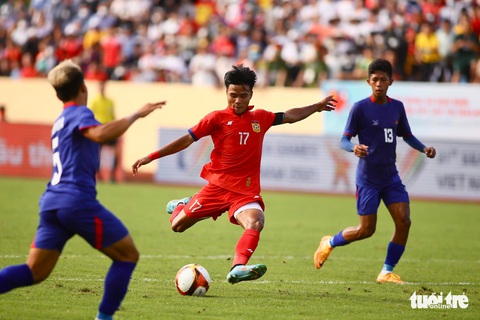 U23 Campuchia thắng tưng bừng ngày ra quân ở SEA Games 31 - Ảnh 2. U23 Campuchia thắng tưng bừng ngày ra quân ở SEA Games 31 - Ảnh 2.