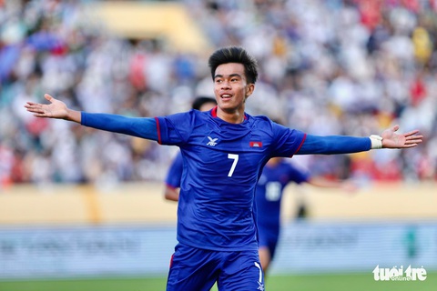 U23 Campuchia thắng tưng bừng ngày ra quân ở SEA Games 31 - Ảnh 3. U23 Campuchia thắng tưng bừng ngày ra quân ở SEA Games 31 - Ảnh 3.