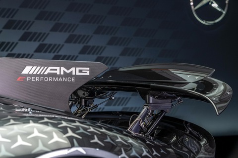 Mercedes-Benz ra mắt siêu xe đỉnh cao nhất lịch sử: Đưa hơn 1.000 mã lực vào sử dụng đời thường - Ảnh 18. Mercedes-Benz ra mắt siêu xe đỉnh cao nhất lịch sử: Đưa hơn 1.000 mã lực vào sử dụng đời thường - Ảnh 18.