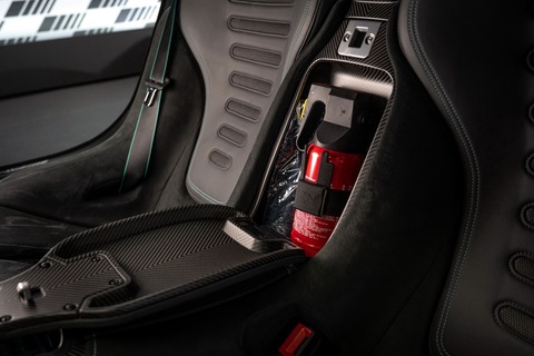 Mercedes-Benz ra mắt siêu xe đỉnh cao nhất lịch sử: Đưa hơn 1.000 mã lực vào sử dụng đời thường - Ảnh 20. Mercedes-Benz ra mắt siêu xe đỉnh cao nhất lịch sử: Đưa hơn 1.000 mã lực vào sử dụng đời thường - Ảnh 20.