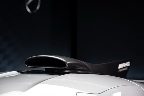 Mercedes-Benz ra mắt siêu xe đỉnh cao nhất lịch sử: Đưa hơn 1.000 mã lực vào sử dụng đời thường - Ảnh 15. Mercedes-Benz ra mắt siêu xe đỉnh cao nhất lịch sử: Đưa hơn 1.000 mã lực vào sử dụng đời thường - Ảnh 15.