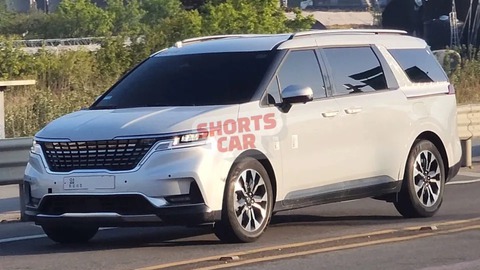 Kia Carnival đời mới chuẩn bị có phiên bản hybrid, chạy không tốn xăng - Ảnh 2. Kia Carnival đời mới chuẩn bị có phiên bản hybrid, chạy không tốn xăng - Ảnh 2.