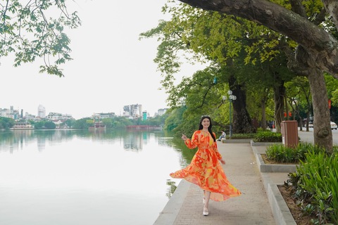 Hoa hậu Indonesia học làm cà phê trứng - Ảnh 5. Hoa hậu Indonesia học làm cà phê trứng - Ảnh 5.