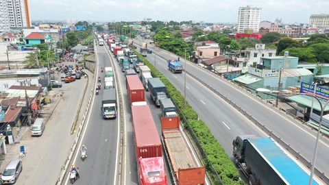 Đường vành đai 3 TP.HCM: Gỡ điểm nghẽn, tạo nguồn thu - Ảnh 3. Đường vành đai 3 TP.HCM: Gỡ điểm nghẽn, tạo nguồn thu - Ảnh 3.