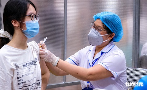 Địa phương nào chậm tiếp nhận vắc xin, để xảy ra dịch phải chịu trách nhiệm trước Chính phủ - Ảnh 1. Địa phương nào chậm tiếp nhận vắc xin, để xảy ra dịch phải chịu trách nhiệm trước Chính phủ - Ảnh 1.