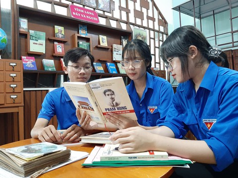 Bác Hai Hùng trong lòng dân - Ảnh 1. Bác Hai Hùng trong lòng dân - Ảnh 1.