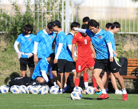 U23 Việt Nam chuẩn bị ‘leo núi’ - Ảnh 2. U23 Việt Nam chuẩn bị ‘leo núi’ - Ảnh 2.