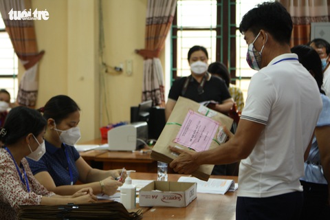 Vụ lộ đề thi sinh: Công an tiếp tục xác minh trách nhiệm người có liên quan - Ảnh 1. Vụ lộ đề thi sinh: Công an tiếp tục xác minh trách nhiệm người có liên quan - Ảnh 1.