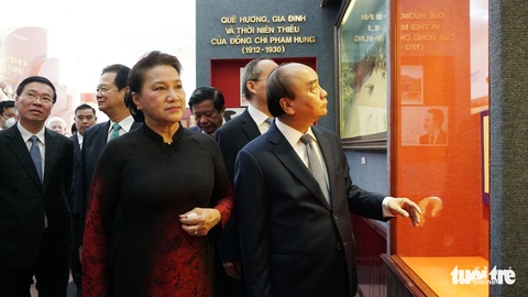 Lãnh đạo Đảng và Nhà nước dự lễ kỷ niệm ngày sinh cố Chủ tịch Hội đồng Bộ trưởng Phạm Hùng - Ảnh 3. Lãnh đạo Đảng và Nhà nước dự lễ kỷ niệm ngày sinh cố Chủ tịch Hội đồng Bộ trưởng Phạm Hùng - Ảnh 3.