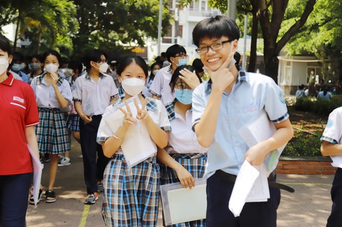 Hôm nay 24-6, TP.HCM công bố điểm thi tuyển sinh lớp 10 - Ảnh 1. Hôm nay 24-6, TP.HCM công bố điểm thi tuyển sinh lớp 10 - Ảnh 1.