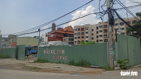 Con gái 16 tuổi vào TP.HCM làm việc lương cao mất tích, cha vượt 600km đi tìm - Ảnh 3. Con gái 16 tuổi vào TP.HCM làm việc lương cao mất tích, cha vượt 600km đi tìm - Ảnh 3.