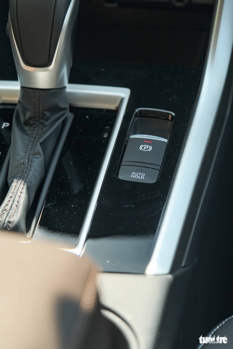 Mitsubishi Xpander 2022 ra mắt Việt Nam: Phanh tay điện tử, điều hòa cơ, hộp số 4AT - Ảnh 3. Mitsubishi Xpander 2022 ra mắt Việt Nam: Phanh tay điện tử, điều hòa cơ, hộp số 4AT - Ảnh 3.
