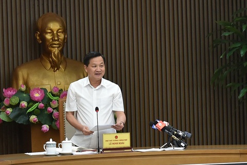 Sức ép từ giá xăng dầu lên nhiều loại hàng hóa, Phó thủ tướng họp khẩn bàn giải pháp - Ảnh 1. Sức ép từ giá xăng dầu lên nhiều loại hàng hóa, Phó thủ tướng họp khẩn bàn giải pháp - Ảnh 1.