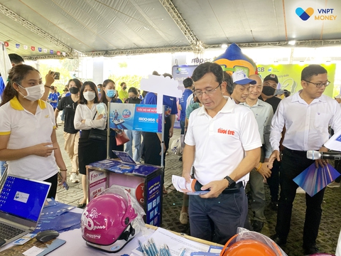 VNPT Money khuấy động Phiên chợ Không tiền mặt 2022 với ‘chùm ưu đãi khủng’ - Ảnh 1. VNPT Money khuấy động Phiên chợ Không tiền mặt 2022 với ‘chùm ưu đãi khủng’ - Ảnh 1.