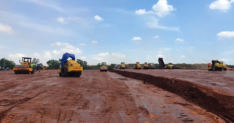 Phó thủ tướng: Dự án sân bay Long Thành phải san lấp xong mặt bằng vào tháng 7-2023 - Ảnh 1. Phó thủ tướng: Dự án sân bay Long Thành phải san lấp xong mặt bằng vào tháng 7-2023 - Ảnh 1.