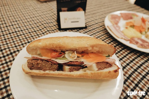 Làm đồ chua ‘nhanh, ngon’ của Việt Nam nâng tầm burger, salad, cà ri... trên báo Ireland - Ảnh 3. Làm đồ chua ‘nhanh, ngon’ của Việt Nam nâng tầm burger, salad, cà ri... trên báo Ireland - Ảnh 3.