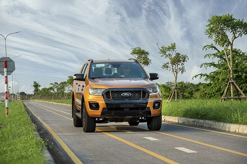 Nhiều tranh cãi, Ford Ranger vẫn bán chạy gấp hàng chục lần đối thủ tại Việt Nam - Ảnh 1. Nhiều tranh cãi, Ford Ranger vẫn bán chạy gấp hàng chục lần đối thủ tại Việt Nam - Ảnh 1.