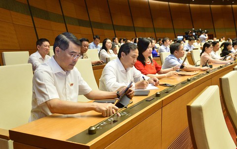 Thông qua mức bội chi 9,3 tỉ USD ngân sách năm 2020, Quốc hội yêu cầu quản lý chặt bội chi nợ công - Ảnh 1. Thông qua mức bội chi 9,3 tỉ USD ngân sách năm 2020, Quốc hội yêu cầu quản lý chặt bội chi nợ công - Ảnh 1.