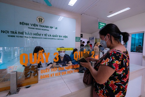 BHXH Việt Nam đề nghị các đơn vị đảm bảo cung ứng thuốc, vật tư y tế cho bệnh nhân BHYT - Ảnh 1. BHXH Việt Nam đề nghị các đơn vị đảm bảo cung ứng thuốc, vật tư y tế cho bệnh nhân BHYT - Ảnh 1.