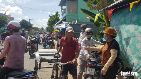 Hơn 60.000 người về tham dự đại lễ 18-5 tại An Hòa Tự - Ảnh 6. Hơn 60.000 người về tham dự đại lễ 18-5 tại An Hòa Tự - Ảnh 6.